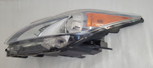 Laden Sie das Bild in den Galerie-Viewer, Frontscheinwerfer Toyota Prius Links Scheinwerfer Headlight SCH3976778810xf