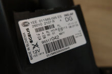 Laden Sie das Bild in den Galerie-Viewer, Frontscheinwerfer Opel Vivaro Trafic III 260104107 Xenon Rechts Headlight