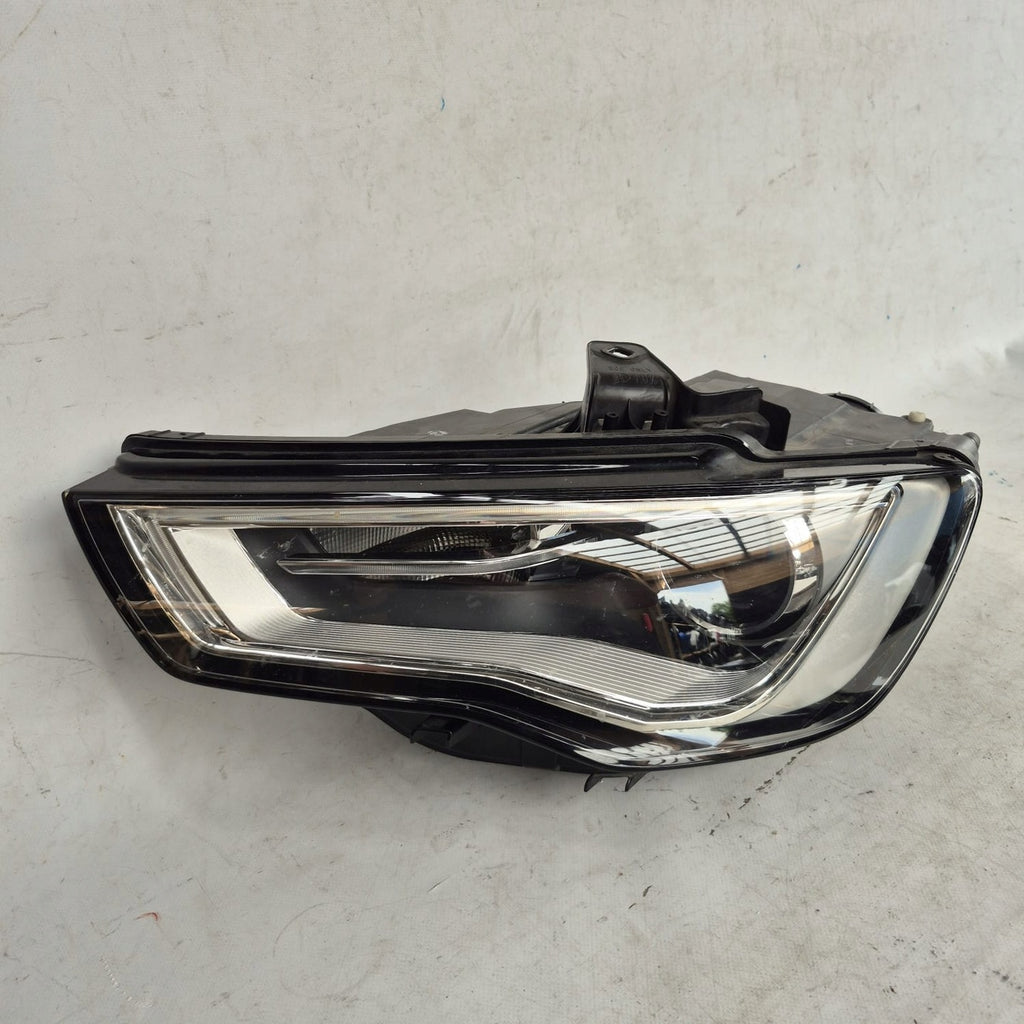 Frontscheinwerfer Audi A3 8V0941005 Xenon Ein Stück (Rechts oder Links)