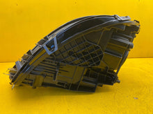 Laden Sie das Bild in den Galerie-Viewer, Frontscheinwerfer Mercedes-Benz Cla A1189066901 LED Links Scheinwerfer Headlight SCH7967839355or