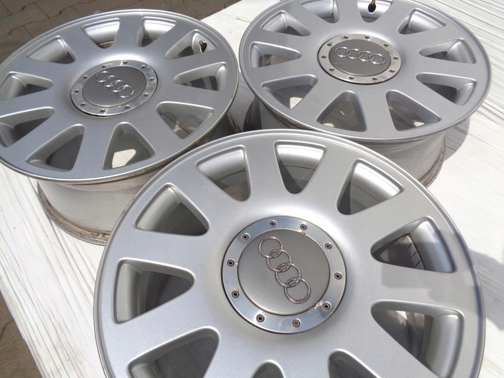 1x Alufelge 16 Zoll 7.0" 5x112 45ET Glanz Silber 4A0601025P Audi B5 Rim Wheel