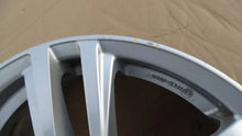 Laden Sie das Bild in den Galerie-Viewer, 1x Alufelge 17 Zoll KBA51055 Seat Leon Rim Wheel