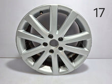 Laden Sie das Bild in den Galerie-Viewer, 1x Alufelge 17 Zoll 5x112 3C0601025J VW Passat Tiguan Sharan Rim Wheel FEL8290564198px