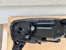 Load image into Gallery viewer, Frontscheinwerfer Kia Picanto 92102-1Y311 Rechts Scheinwerfer Headlight SCH9301205875vv