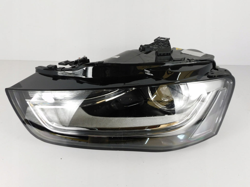 Frontscheinwerfer Audi A4 B8 8K0941005C Xenon Ein Stück (Rechts oder Links)
