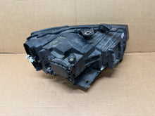 Laden Sie das Bild in den Galerie-Viewer, Frontscheinwerfer Audi Q2 81A941033 Full LED Links Scheinwerfer Headlight SCH7455916280uj