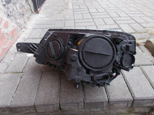 Laden Sie das Bild in den Galerie-Viewer, Frontscheinwerfer Skoda Yeti 5L1941016C Rechts Scheinwerfer Headlight