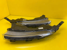 Laden Sie das Bild in den Galerie-Viewer, Frontscheinwerfer Hyundai Bayon 92207Q0600 LED Ein Stück (Rechts oder Links) SCH5509969788ib