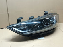 Load image into Gallery viewer, Frontscheinwerfer Hyundai Elantra LED Links Scheinwerfer Headlight SCH2364261107vr