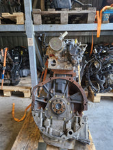 Laden Sie das Bild in den Galerie-Viewer, Motor Mercedes-Benz 699 301 303 305 2.3 CDI 23TKm 2019 Diesel Engine Unkomplett