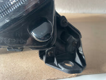 Laden Sie das Bild in den Galerie-Viewer, Frontscheinwerfer Peugeot 208 73312206 9833036180 LED Rechts Headlight