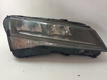 Laden Sie das Bild in den Galerie-Viewer, Frontscheinwerfer Skoda Superb Links Scheinwerfer Headlight SCH5293395405yy