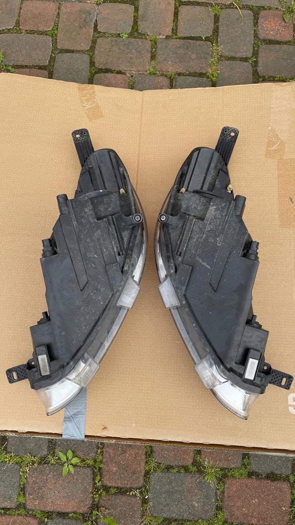 Frontscheinwerfer Ford Fiesta H1BB-13W029-AD H1BB-13W030-AD Rechts oder Links SCH9663208604ft