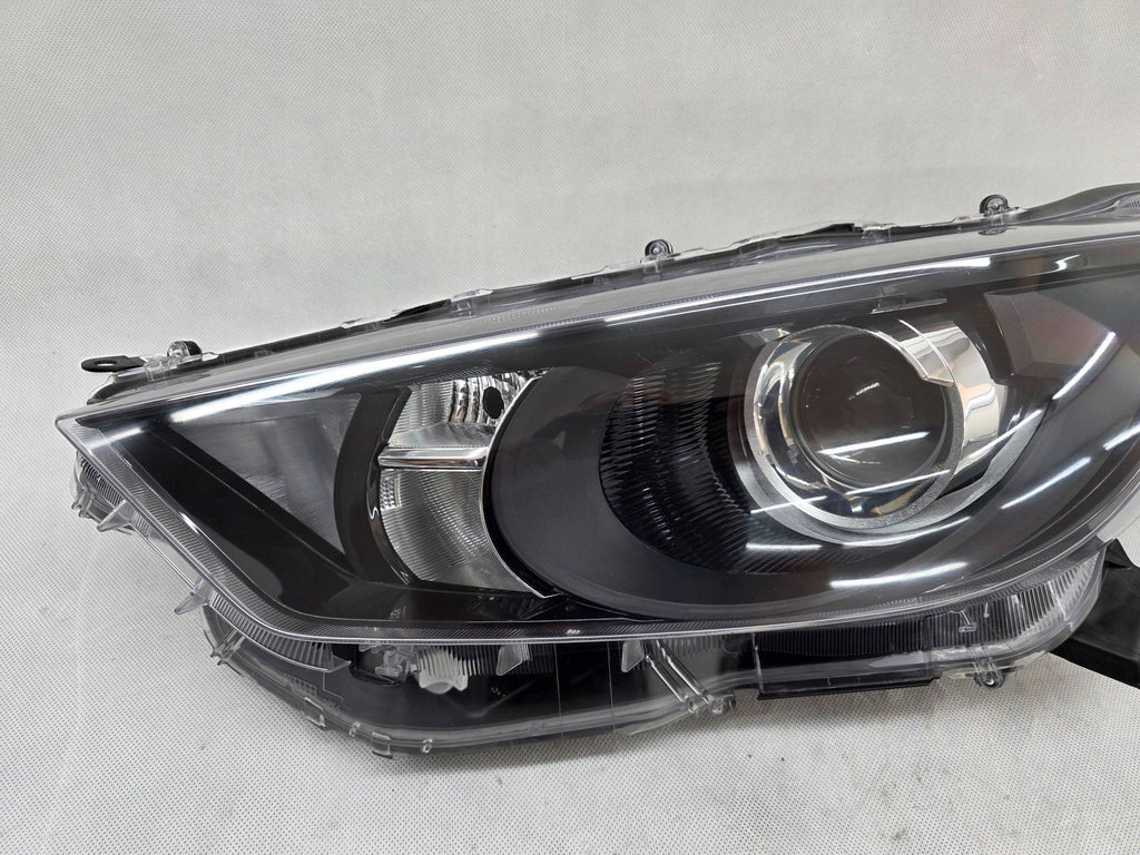 Frontscheinwerfer Toyota 4 Yaris EUK0-6 Ein Stück (Rechts oder Links) Headlight