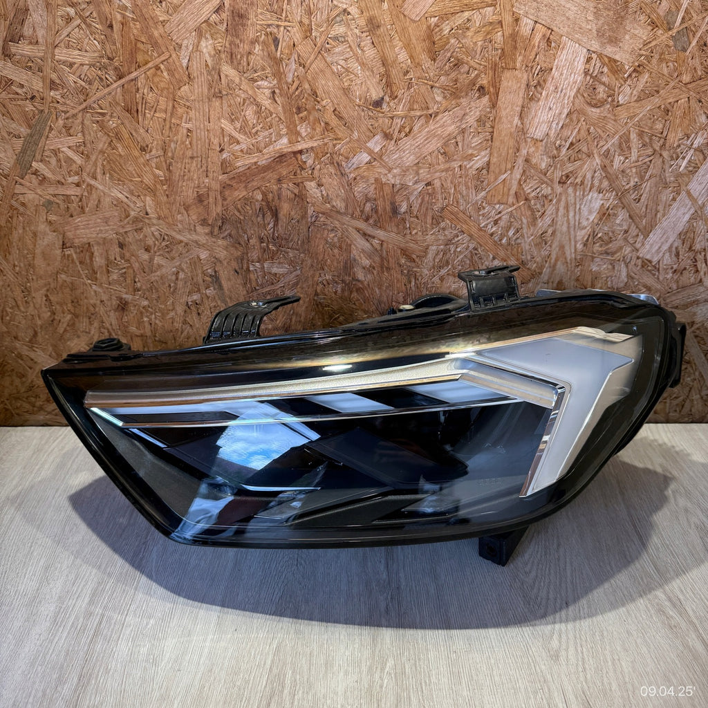 Frontscheinwerfer Audi A1 82A941034D 82A941033D LED Ein Satz Headlight