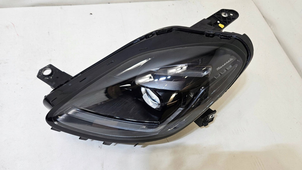 Frontscheinwerfer Maserati I 06702930760 Links Scheinwerfer Headlight SCH9162323775yw