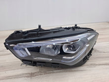 Laden Sie das Bild in den Galerie-Viewer, Frontscheinwerfer Mercedes-Benz Cla C118 A1189068200 Links Headlight SCH2484658049cl