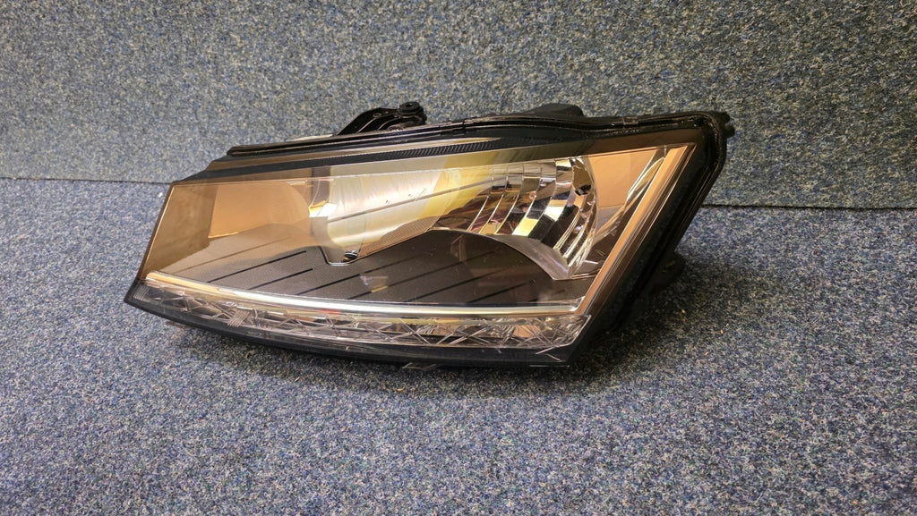 Frontscheinwerfer Skoda Fabia III 6V1941015D Links Scheinwerfer Headlight SCH1563775669dc