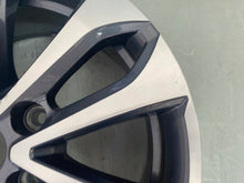 Laden Sie das Bild in den Galerie-Viewer, 1x Alufelge 16 Zoll 6.5&quot; 5x114.3 44ET 403008128R Renault Zoe Rim Wheel