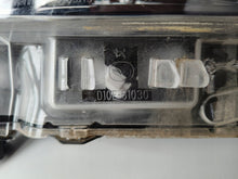 Laden Sie das Bild in den Galerie-Viewer, Frontscheinwerfer Mazda D10E-51030 Full LED Rechts Scheinwerfer Headlight