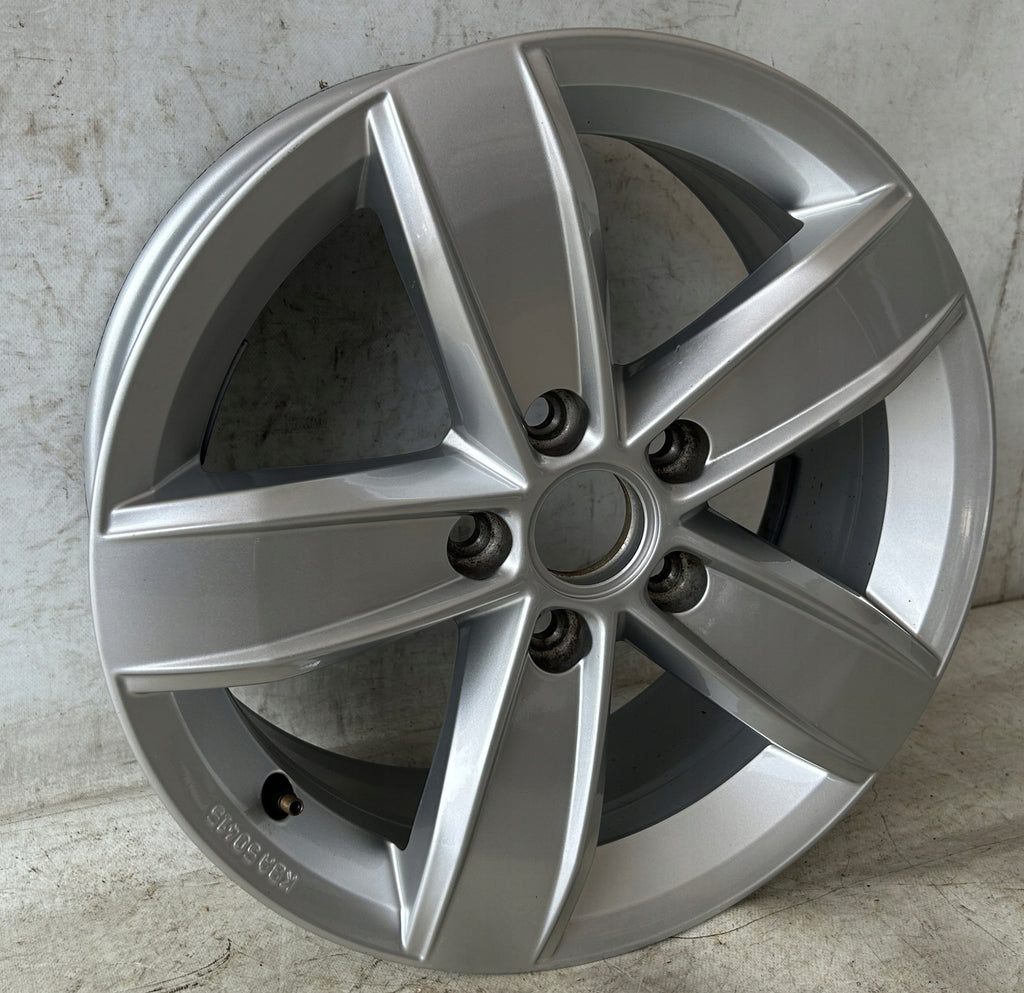 1x Alufelge 16 Zoll 6.0" 5x112 43ET 2GA601025Q VW T-Roc Rim Wheel