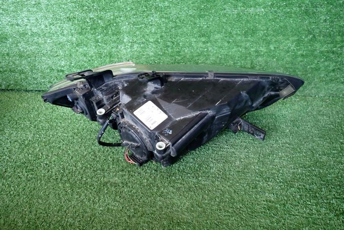 Frontscheinwerfer Mitsubishi Colt I 030124930100 Rechts Scheinwerfer Headlight