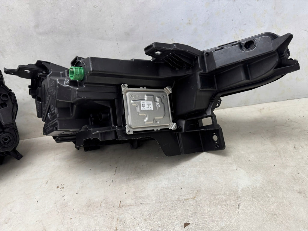 Frontscheinwerfer Alfa Romeo 50572577 50572573 LED Ein Satz Headlight SCH9152085931xi
