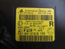Laden Sie das Bild in den Galerie-Viewer, Frontscheinwerfer Skoda Octavia III 5E1941016B Xenon Rechts Headlight SCH4651465731qr