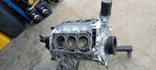 Laden Sie das Bild in den Galerie-Viewer, Motor Mercedes-Benz 276952 3.5 Benzin Engine Unkomplett Überholt