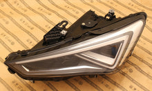 Laden Sie das Bild in den Galerie-Viewer, Frontscheinwerfer Seat Leon 5FB941035B LED Links Scheinwerfer Headlight