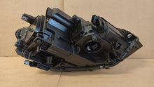 Laden Sie das Bild in den Galerie-Viewer, Frontscheinwerfer VW Touran 5TB941081A Full LED Ein Stück (Rechts oder Links) SCH2201768497fv