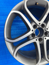 Laden Sie das Bild in den Galerie-Viewer, 1x Alufelge 18 Zoll 9.5" 5x112 A2184012402 Mercedes-Benz Cls Rim Wheel FEL7895923662mw