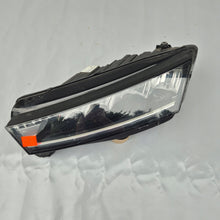 Laden Sie das Bild in den Galerie-Viewer, Frontscheinwerfer Skoda Octavia 5E4941015 LED Links Scheinwerfer Headlight SCH9904279818oe