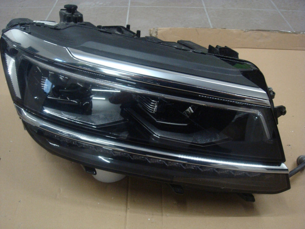 Frontscheinwerfer VW Tiguan 5NB941082A Rechts Scheinwerfer Headlight