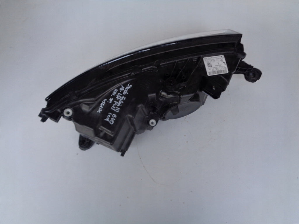 Frontscheinwerfer Skoda Fabia III 6V1941015F Full LED Links Headlight