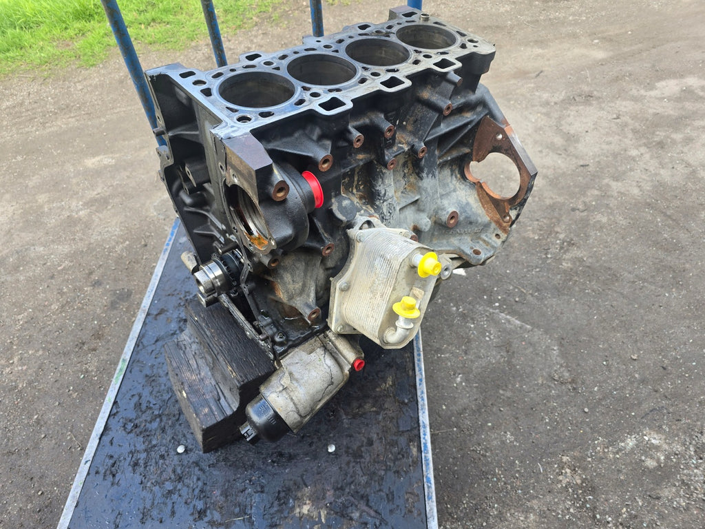 Motor Mercedes-Benz Nissan Renault Navara YS23C270 2.3 DCI Diesel Unkomplett