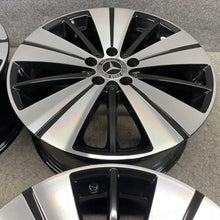 Laden Sie das Bild in den Galerie-Viewer, 4x Alufelge 18 Zoll 7.5" 5x112 52ET Glanz Schwarz A2464011800 Mercedes-Benz FEL7360322691pl
