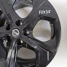 Laden Sie das Bild in den Galerie-Viewer, 1x Alufelge 17 Zoll 7.0" 5x114.3 45ET Glanz Schwarz KE409-4C200 Nissan Juke FEL1669046466ck