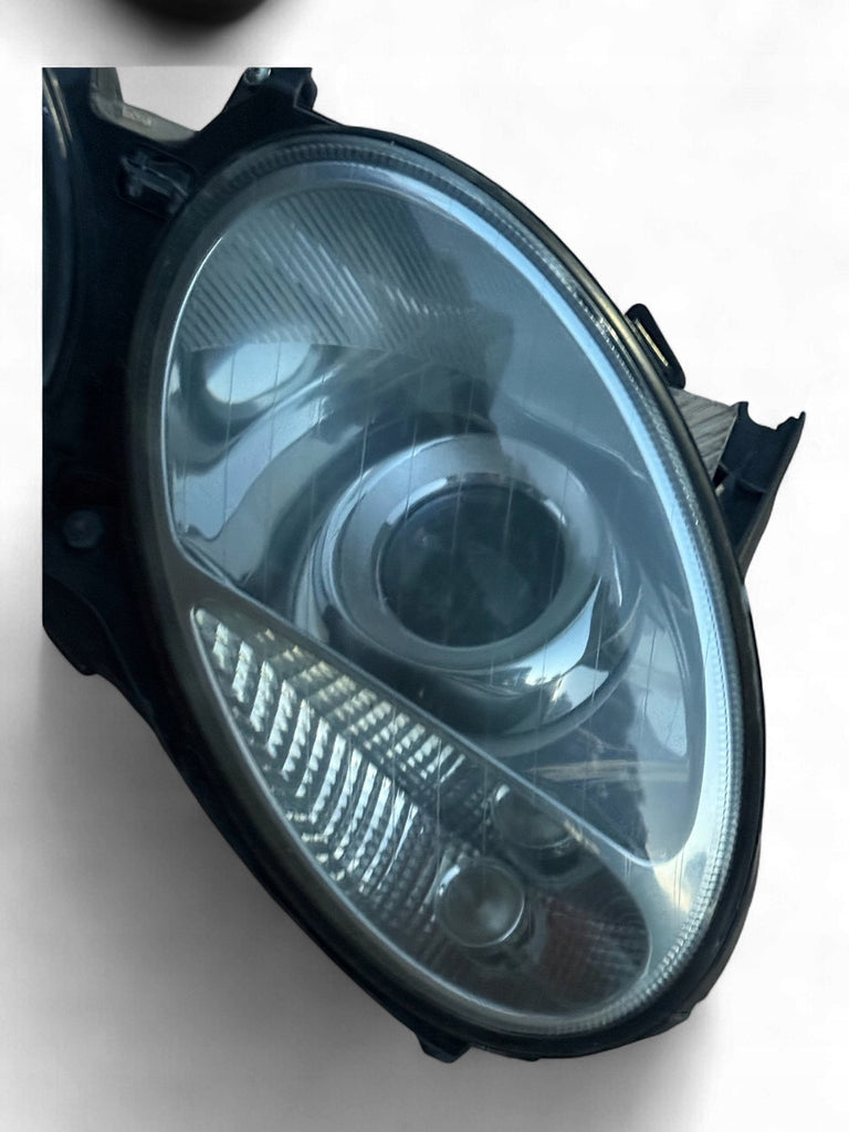 Frontscheinwerfer Mercedes-Benz W211 Xenon Rechts Scheinwerfer Headlight SCH2107395599xg