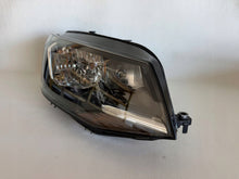Laden Sie das Bild in den Galerie-Viewer, Frontscheinwerfer VW Caddy 2K1941016B Rechts Scheinwerfer Headlight SCH5661496622rn