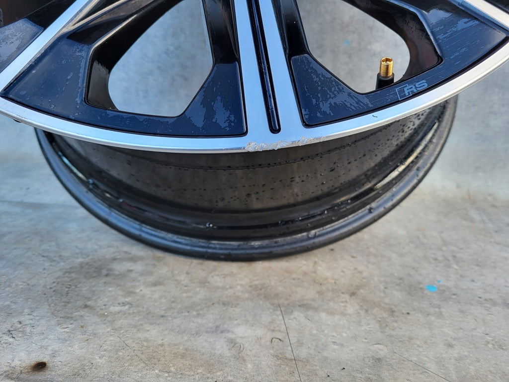 1x Alufelge 20 Zoll 8.0" 5x112 89A601025K Audi Q4 Rim Wheel FEL2210272715tn