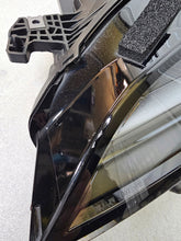 Laden Sie das Bild in den Galerie-Viewer, Frontscheinwerfer Tesla Model 3 1760888-00-E Full LED Rechts oder Links