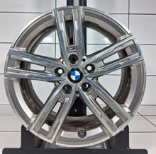 Laden Sie das Bild in den Galerie-Viewer, 1x Alufelge 17 Zoll 7.5" 5x120 54ET Glanz Graphit 8053523 BMW 1 F40 Mg Rim Wheel FEL3817227425sj