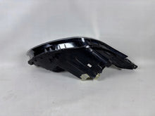 Load image into Gallery viewer, Frontscheinwerfer Hyundai I10 72101-B9000 Ein Stück (Rechts oder Links)