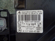 Laden Sie das Bild in den Galerie-Viewer, Frontscheinwerfer Mercedes-Benz Cla A1179064700 A1179064800 Full LED Ein Satz SCH8287444155ux