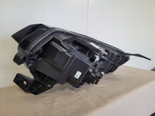Laden Sie das Bild in den Galerie-Viewer, Frontscheinwerfer Renault Megane I E-Tech 260109843R Rechts Headlight SCH4068219122ox