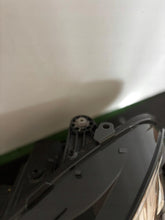 Laden Sie das Bild in den Galerie-Viewer, Frontscheinwerfer Mercedes-Benz W212 A2128201839 Xenon Links Headlight SCH8380358733tj