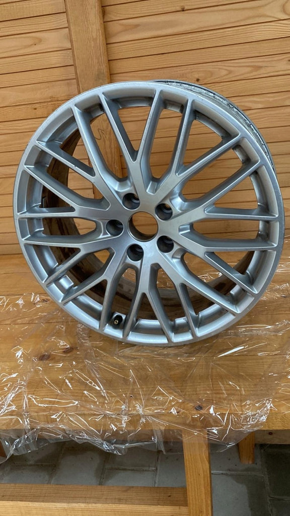 1x Alufelge 19 Zoll 8.0" 5x112 32ET Glanz Silber 8W9601025H Audi A4 Allroad B9 FEL3926198568tn