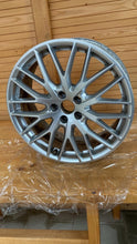 Load image into Gallery viewer, 1x Alufelge 19 Zoll 8.0" 5x112 32ET Glanz Silber 8W9601025H Audi A4 Allroad B9 FEL3926198568tn