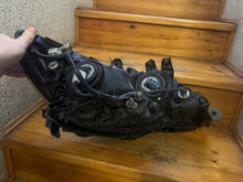 Load image into Gallery viewer, Frontscheinwerfer Honda Civic VIII Links Scheinwerfer Headlight